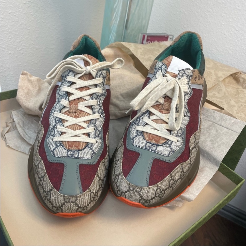 Gucci shies 10.5. - Picture 7 of 8